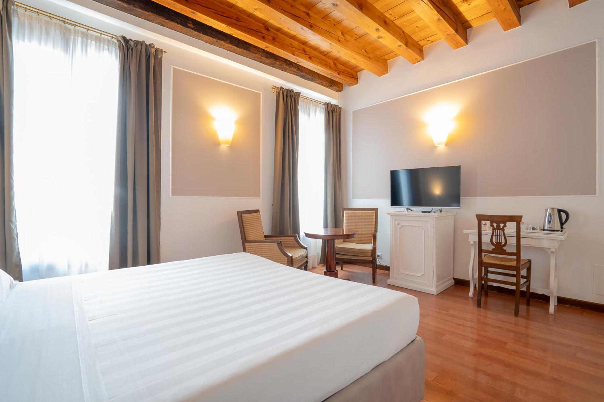 Frühstückspension Corte Rossa 3*